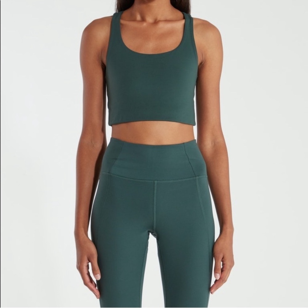 Excellent condition Moss Paloma Bra - Girlfriend Collective Size: Large